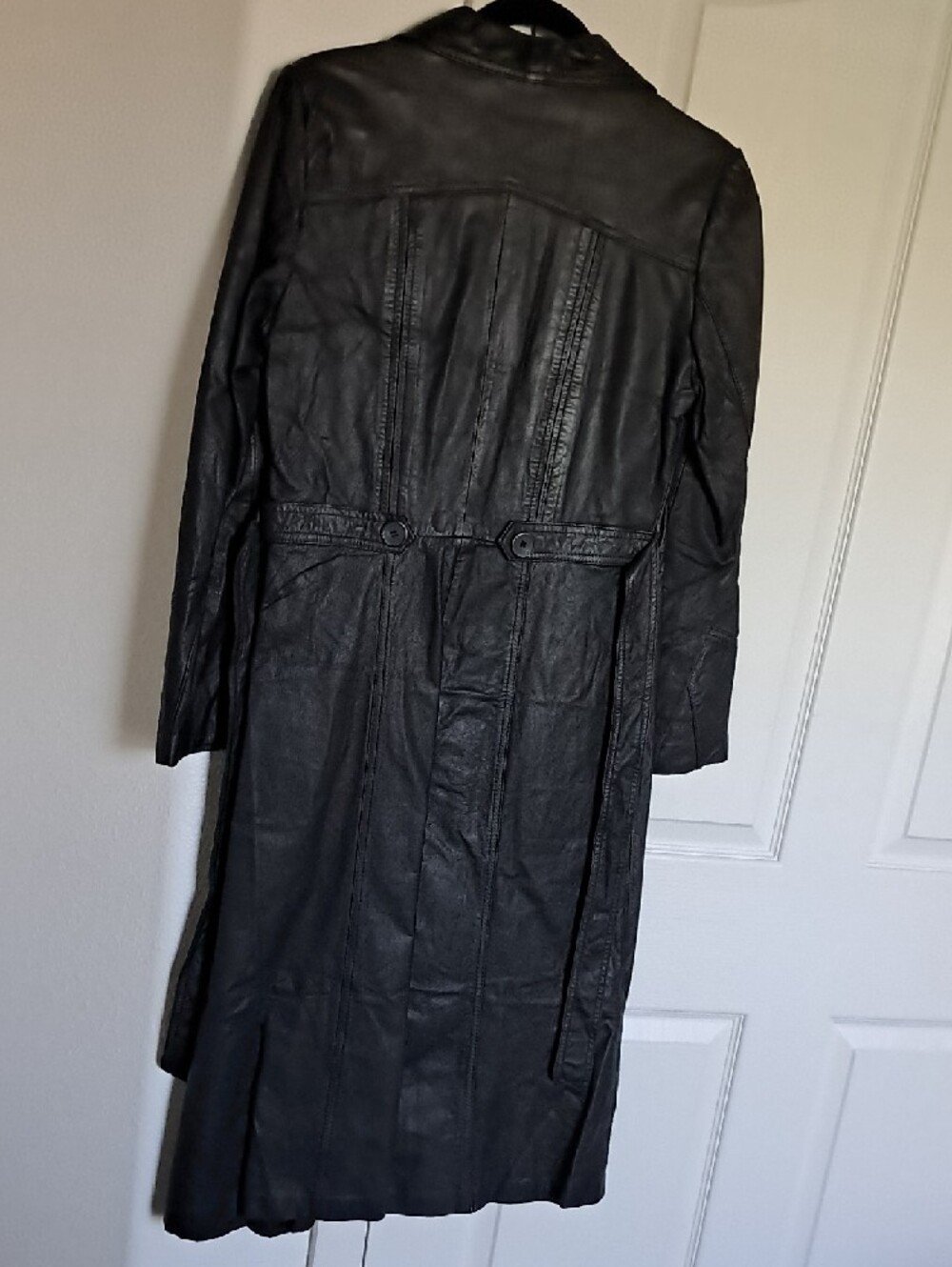 Long Black Leather Trench Coat with Belt — Unbranded - Picture 3 of 9